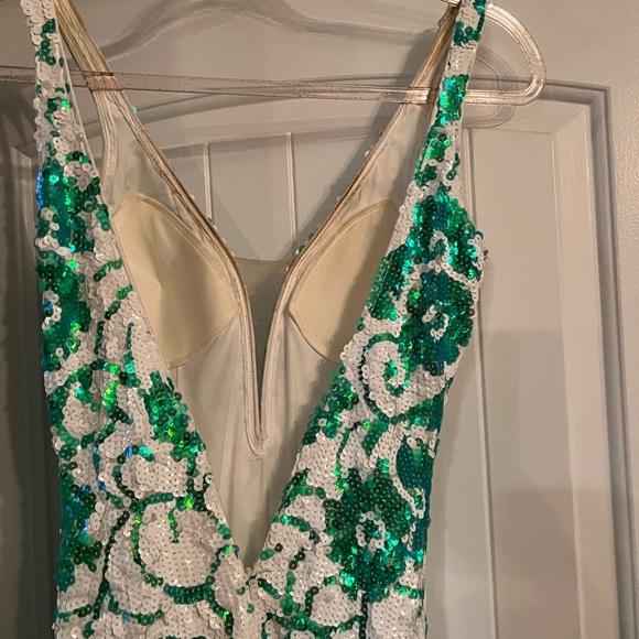 Jovani - 08257 Sleeveless Floral Sequin Long Gown size 2 - Picture 5 of 11